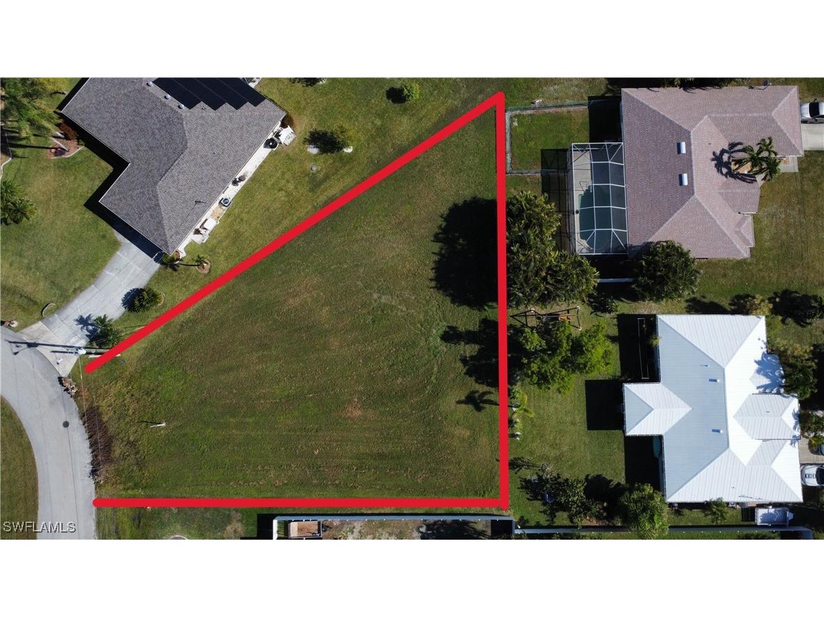 1202 SW 13th Terrace Cape Coral FL 33991 224101921 image1