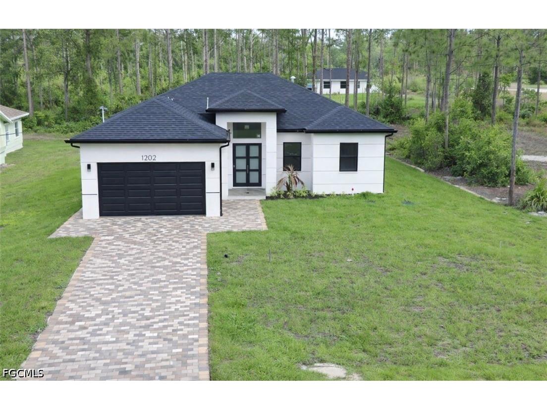 1202 Wellington Avenue Lehigh Acres FL 33972 2026018068 image1