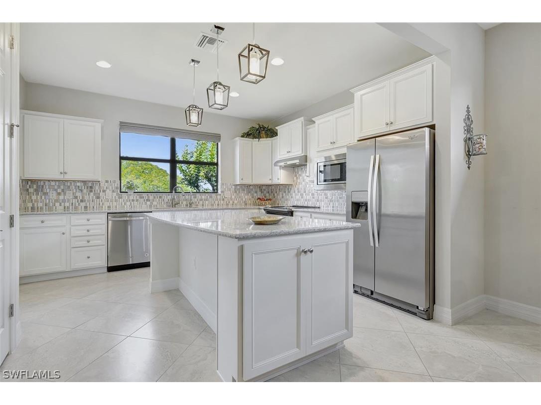 12020 Moorhouse Place Fort Myers FL 33913 224040830 image1