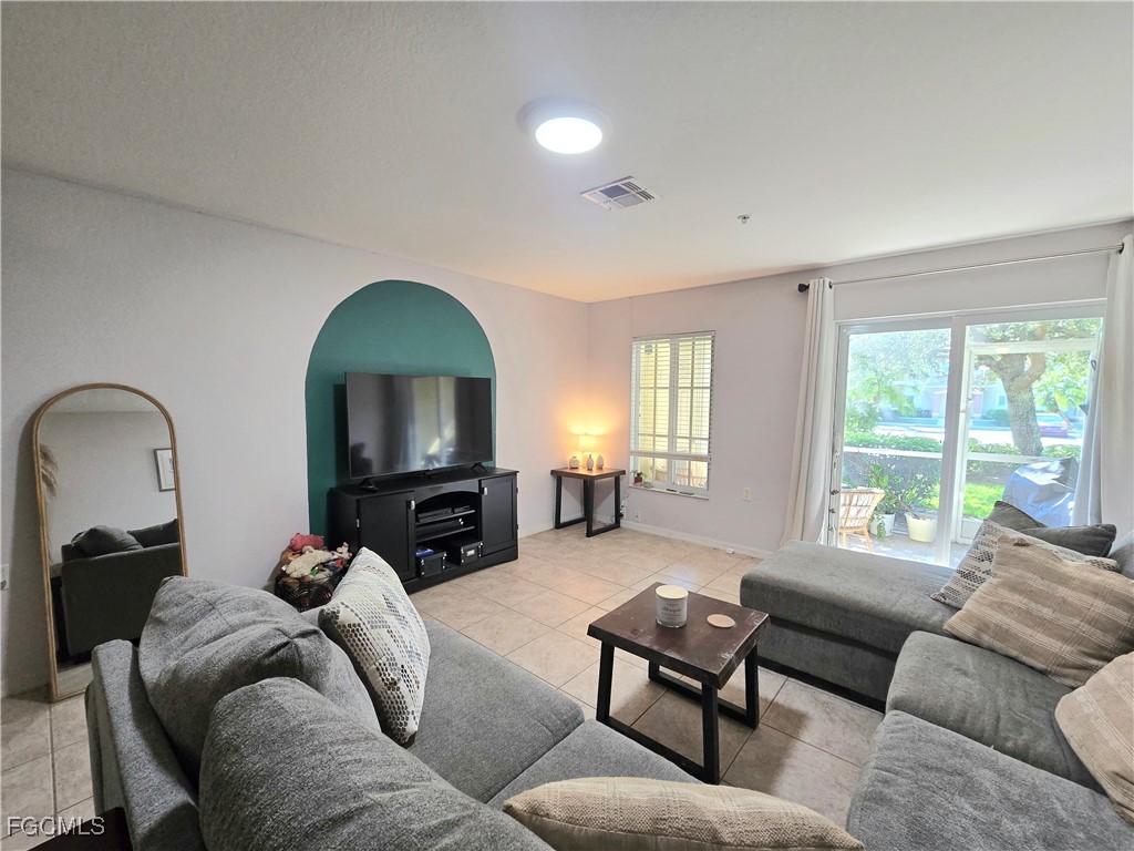 12020 Rock Brook Run #1805 Fort Myers FL 33913 2025021888 image4