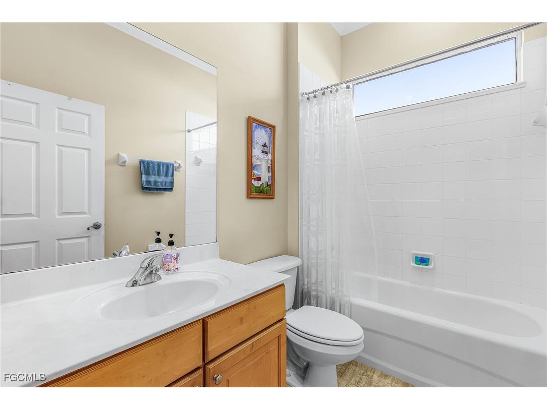 12021 Hidden Links Drive Fort Myers FL 33913 2025021569 image17