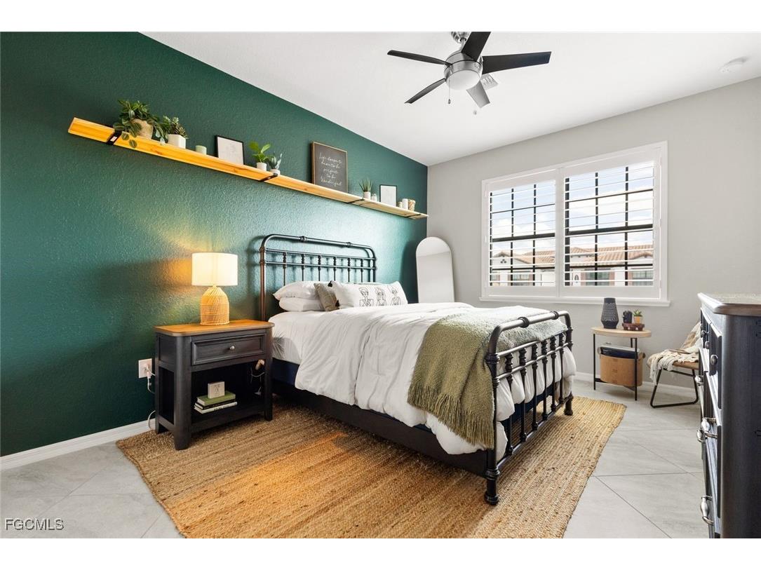 12023 Hawthorn Lake Drive #202 Fort Myers FL 33913 2025002975 image16