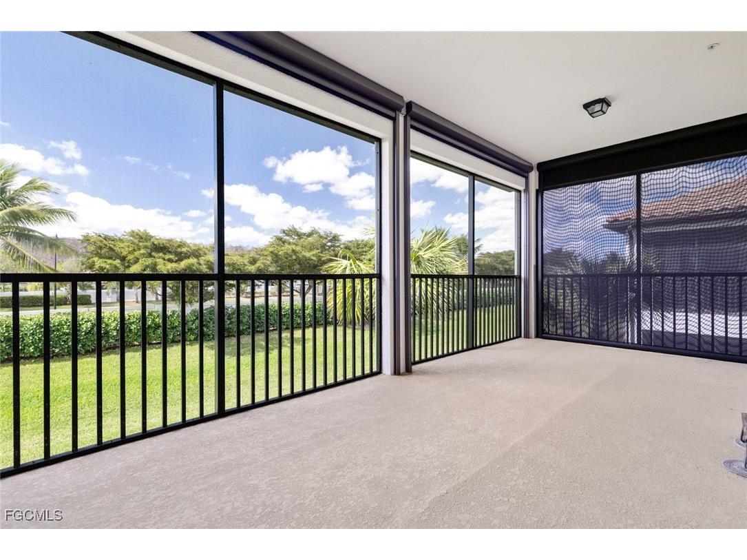 12023 Hawthorn Lake Drive #202 Fort Myers FL 33913 2025002975 image25