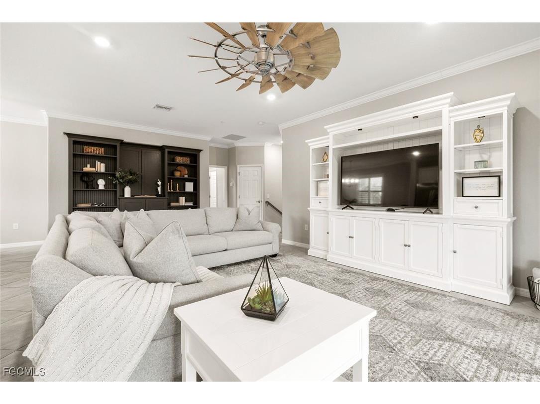 12023 Hawthorn Lake Drive #202 Fort Myers FL 33913 2025002975 image3