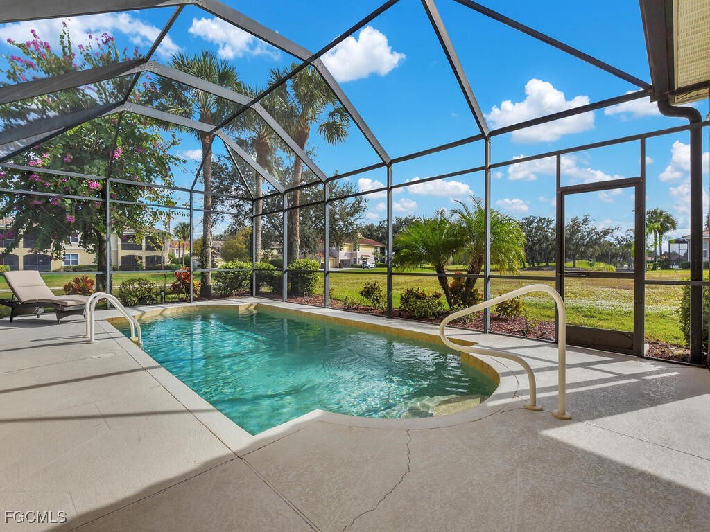 12024 Cypress Links Drive Fort Myers FL 33913 2025024452 image3