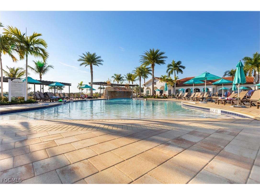12027 Hawthorn Lake Drive #202 Fort Myers FL 33913 2026009304 image1