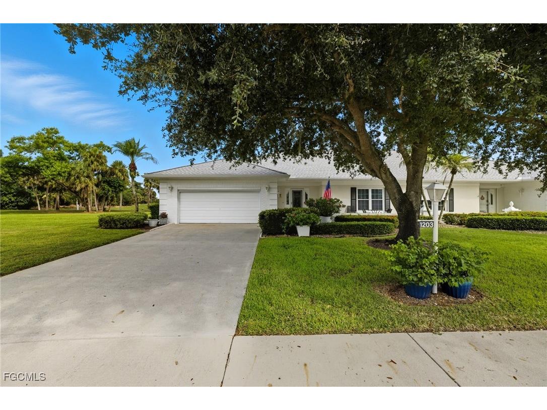 1203 N Brandywine Circle Fort Myers FL 33919 2025013787 image1