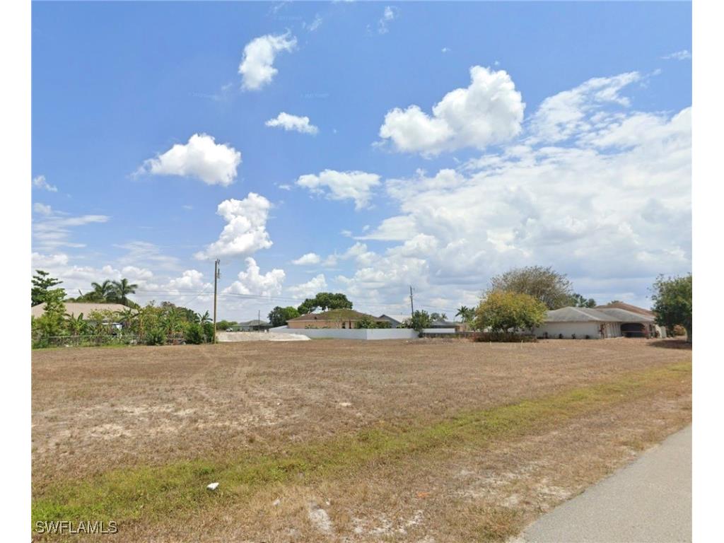 1203 NE 2nd Avenue Cape Coral FL 33909 224091347 image1