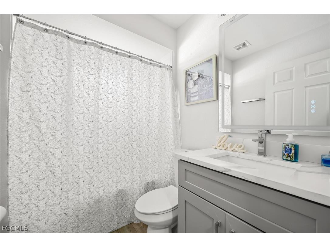 1203 NW 4th Street Cape Coral FL 33993 2026008498 image24