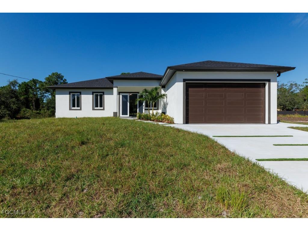 1203 Oak Avenue Lehigh Acres FL 33972 2025014231 image1