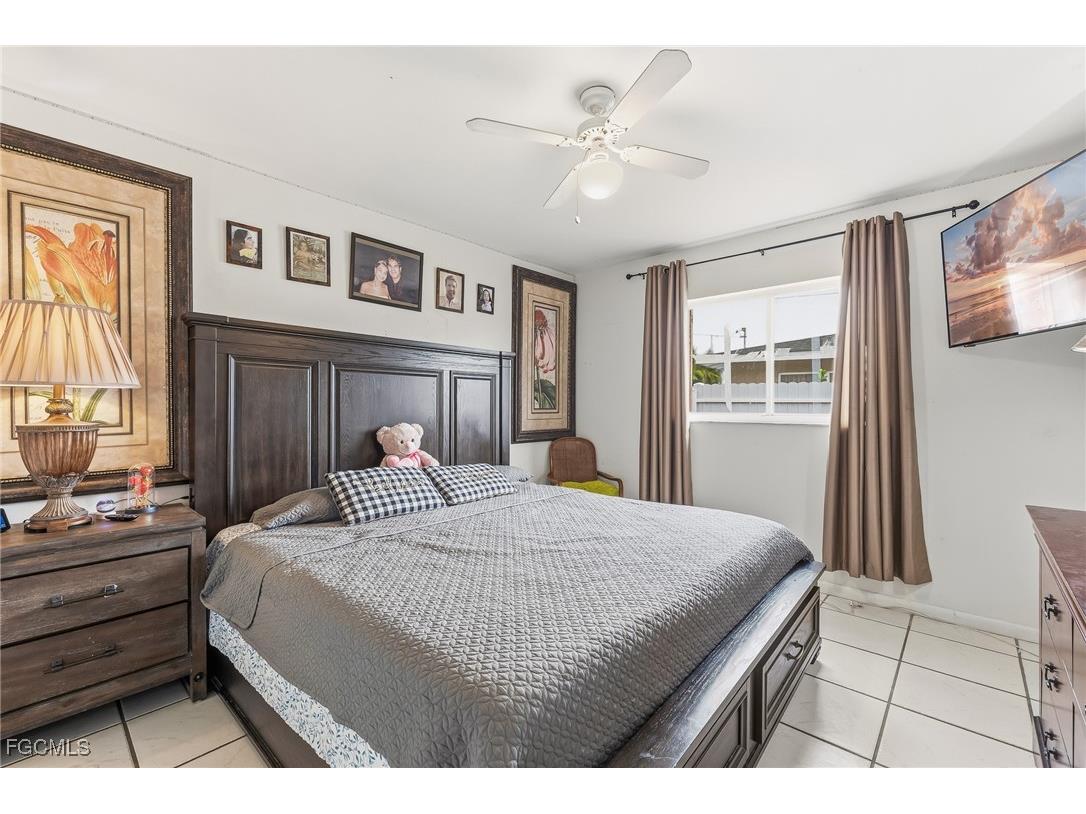 1203 SE 27th Street Cape Coral FL 33904 2025023111 image11