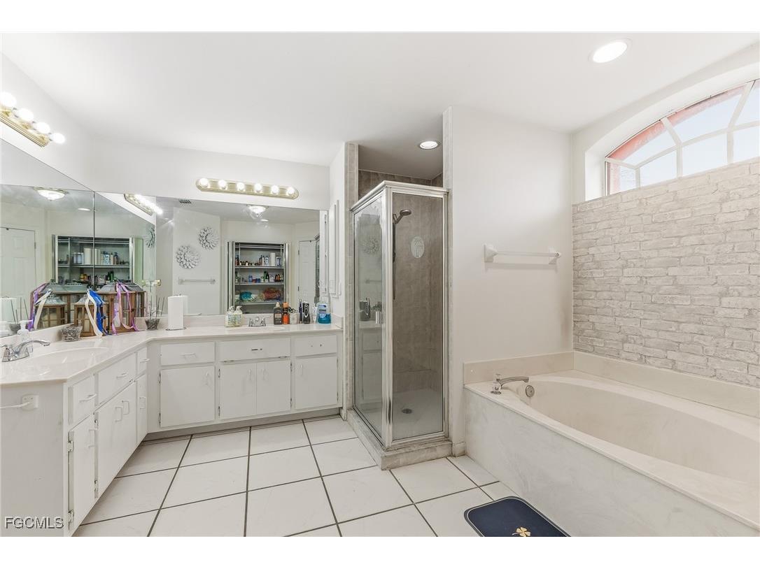 1203 SE 27th Street Cape Coral FL 33904 2025023111 image17