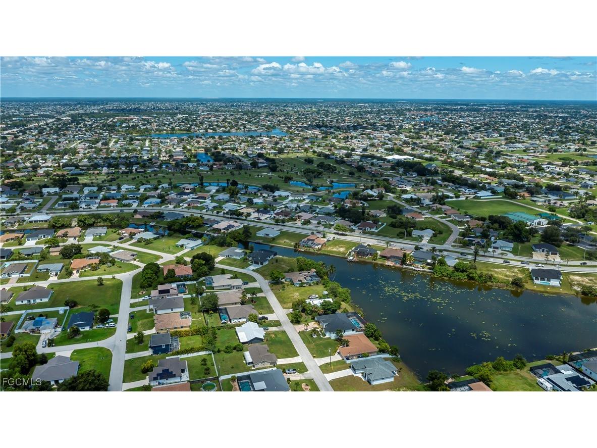 1203 SE 3rd Avenue Cape Coral FL 33990 2025008276 image20