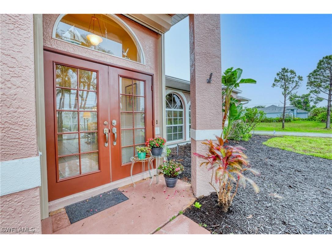 1203 SW 31st Terrace Cape Coral FL 33914 223028471 image1