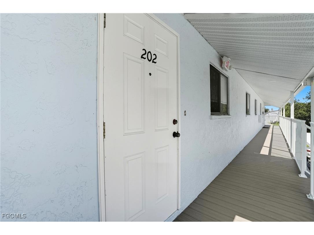 1203 SW 48th Terrace #202 Cape Coral FL 33914 2025012168 image5