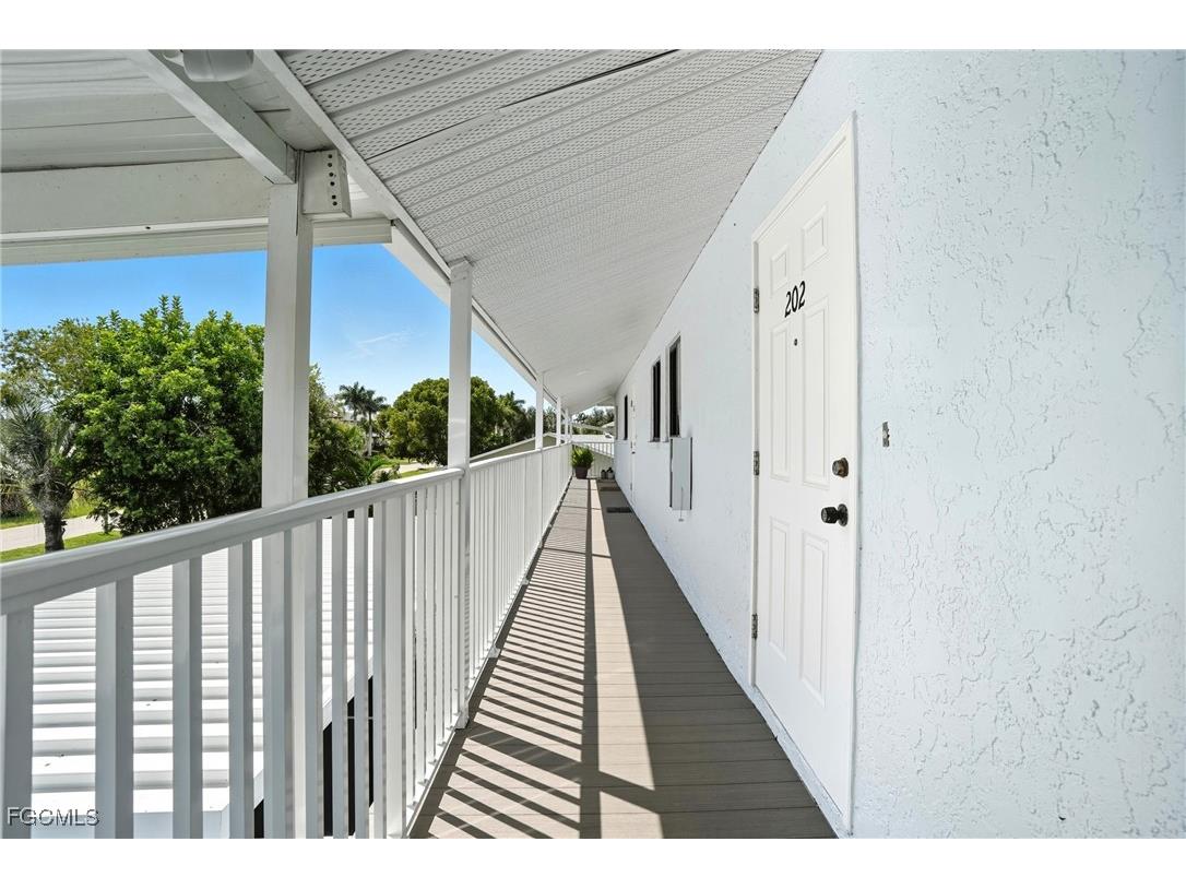 1203 SW 48th Terrace #202 Cape Coral FL 33914 2025012168 image6