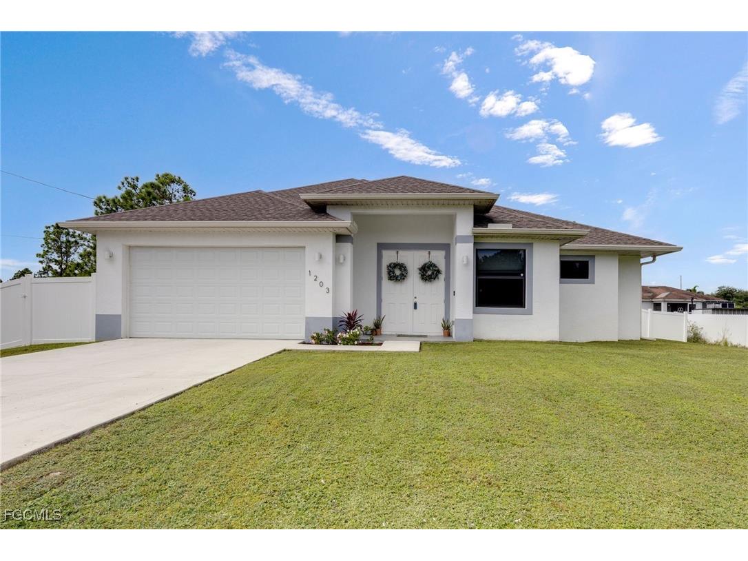 1203 Sunniland Boulevard Lehigh Acres FL 33971 2025019048 image1
