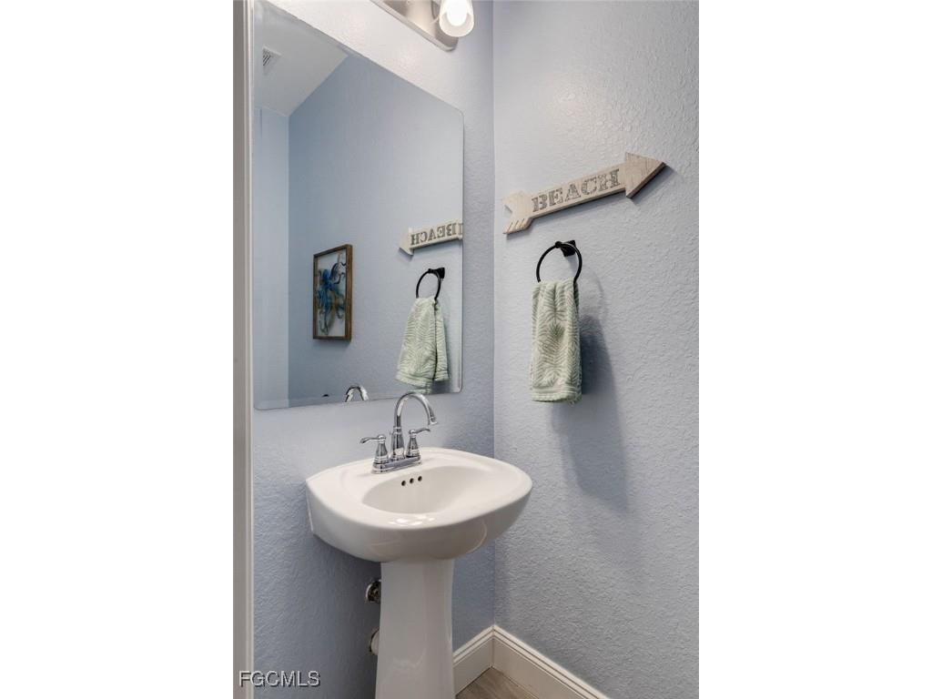 1203 Sunniland Boulevard Lehigh Acres FL 33971 2025019048 image19