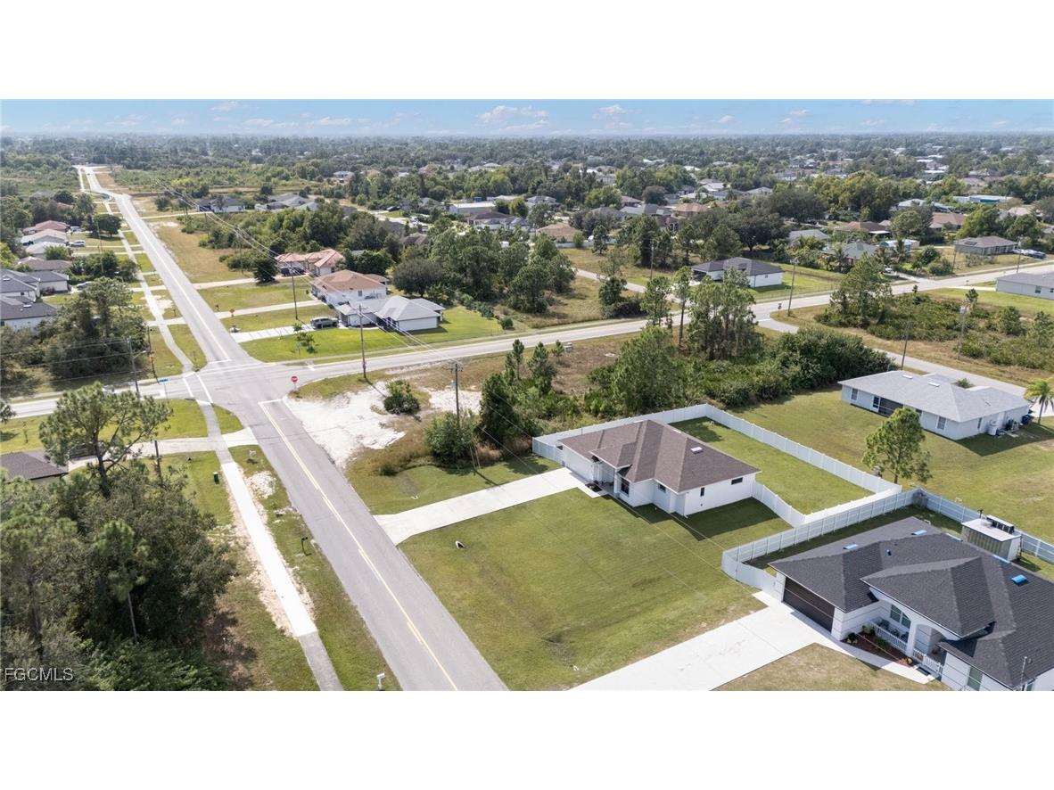 1203 Sunniland Boulevard Lehigh Acres FL 33971 2025019048 image23