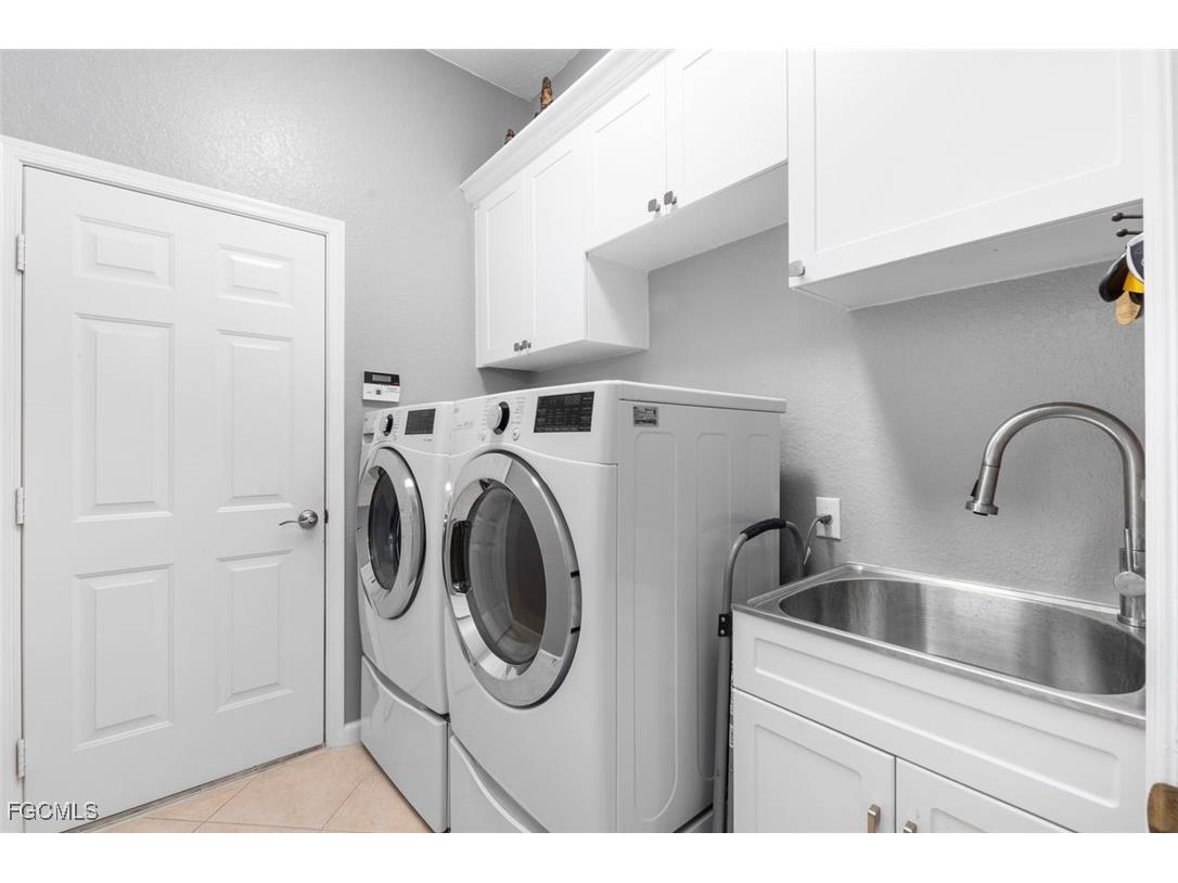 12030 Bramble Cove Drive Fort Myers FL 33905 2025017264 image28