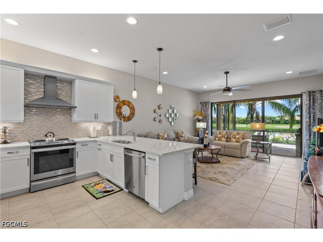 12034 Lakewood Preserve Place Fort Myers FL 33913 2026023979 image14