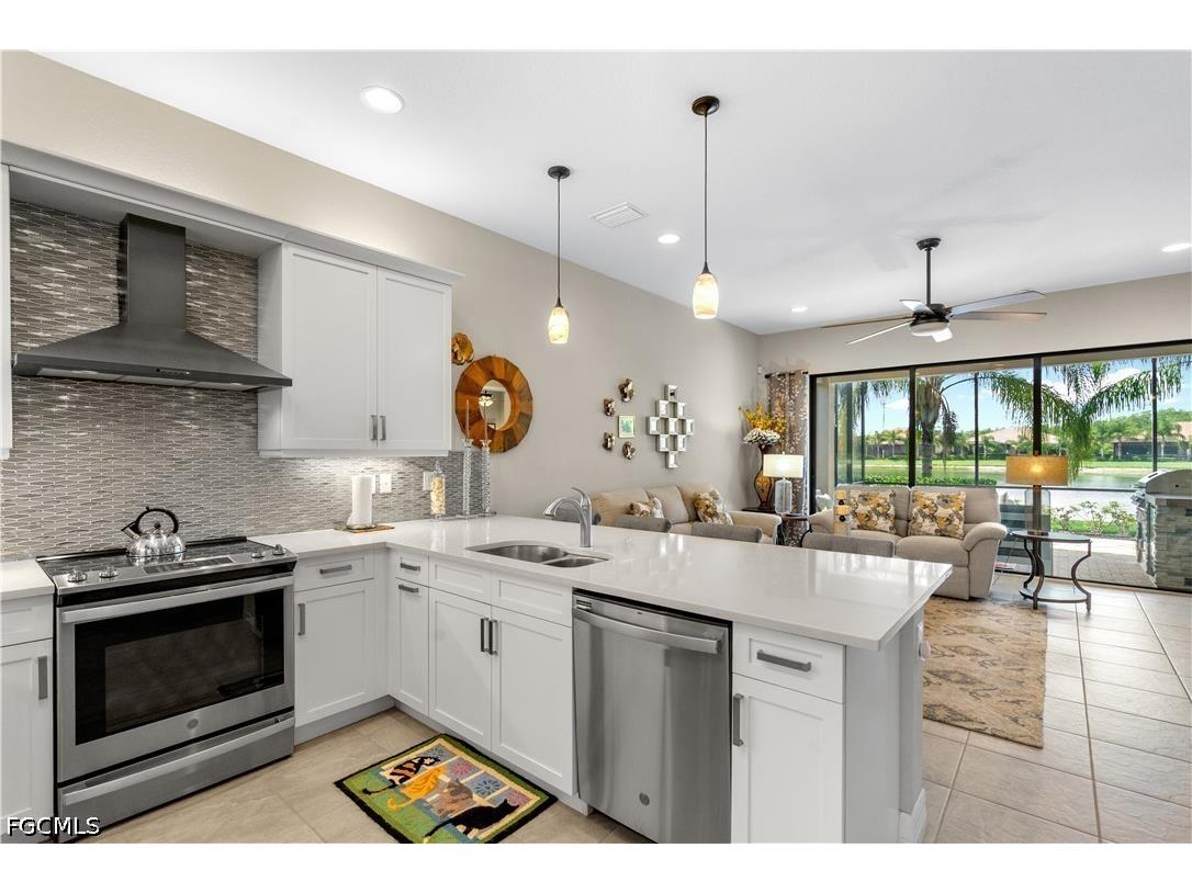 12034 Lakewood Preserve Place Fort Myers FL 33913 2026023979 image16