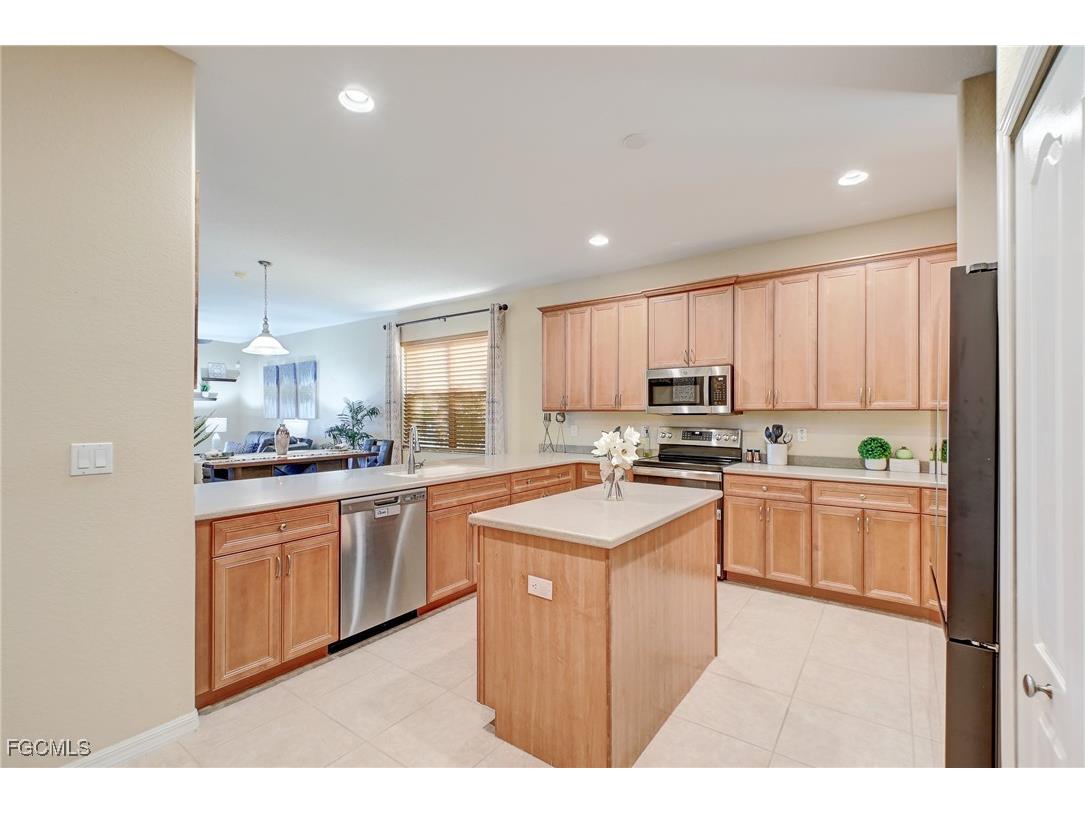 12036 Country Day Circle Fort Myers FL 33913 2025015890 image6