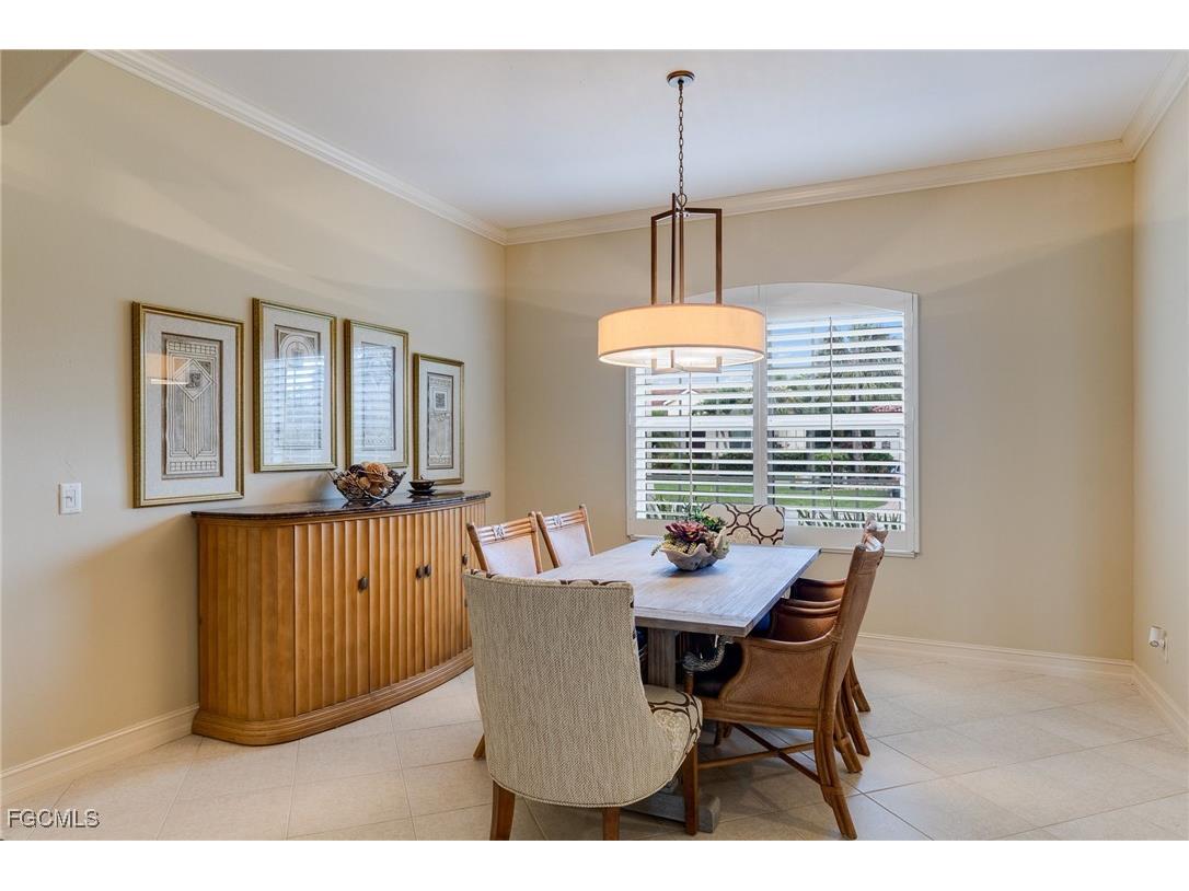 12036 Hidden Links Drive Fort Myers FL 33913 2025009455 image6