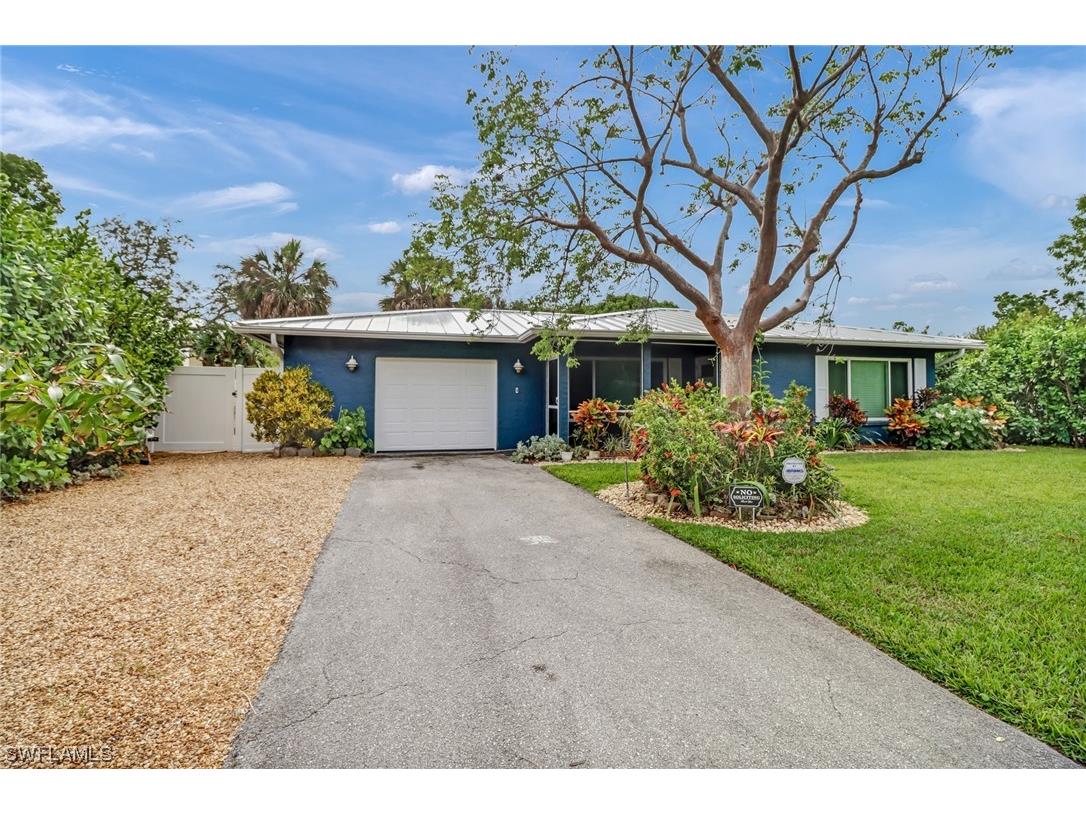 1204 Milano Drive Naples FL 34103 223012357 image1