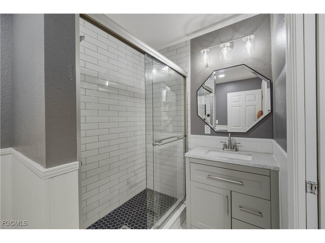 1204 NE 10th Terrace Cape Coral FL 33909 2025018123 image12