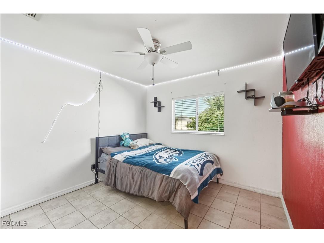 1204 NE 10th Terrace Cape Coral FL 33909 2025018123 image22