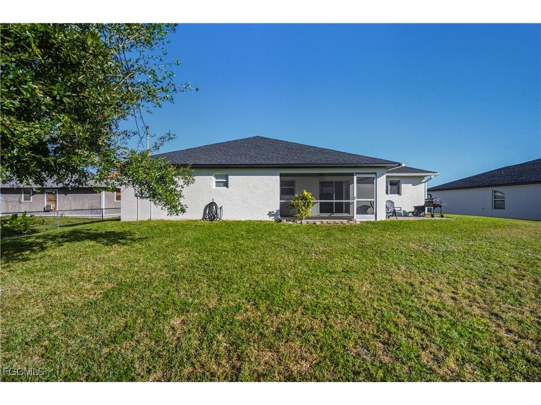 1204 NE 10th Terrace Cape Coral FL 33909 2025018123 image27