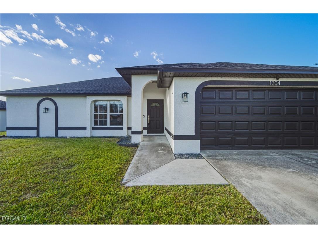 1204 NE 10th Terrace Cape Coral FL 33909 2025018123 image3