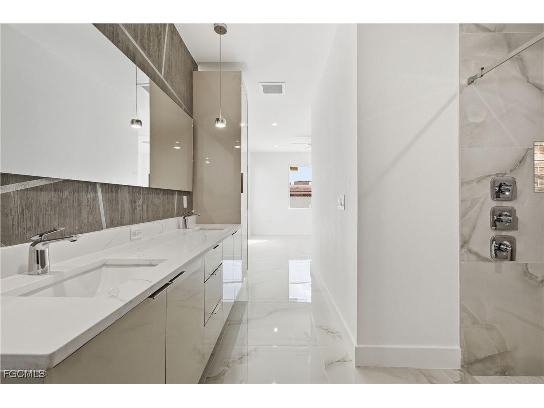 1204 NE 19th Terrace Cape Coral FL 33909 2025022223 image30