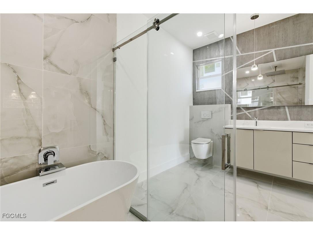 1204 NE 19th Terrace Cape Coral FL 33909 2025022223 image32