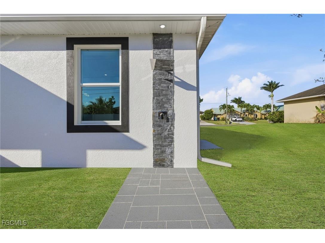 1204 NE 19th Terrace Cape Coral FL 33909 2025022223 image42