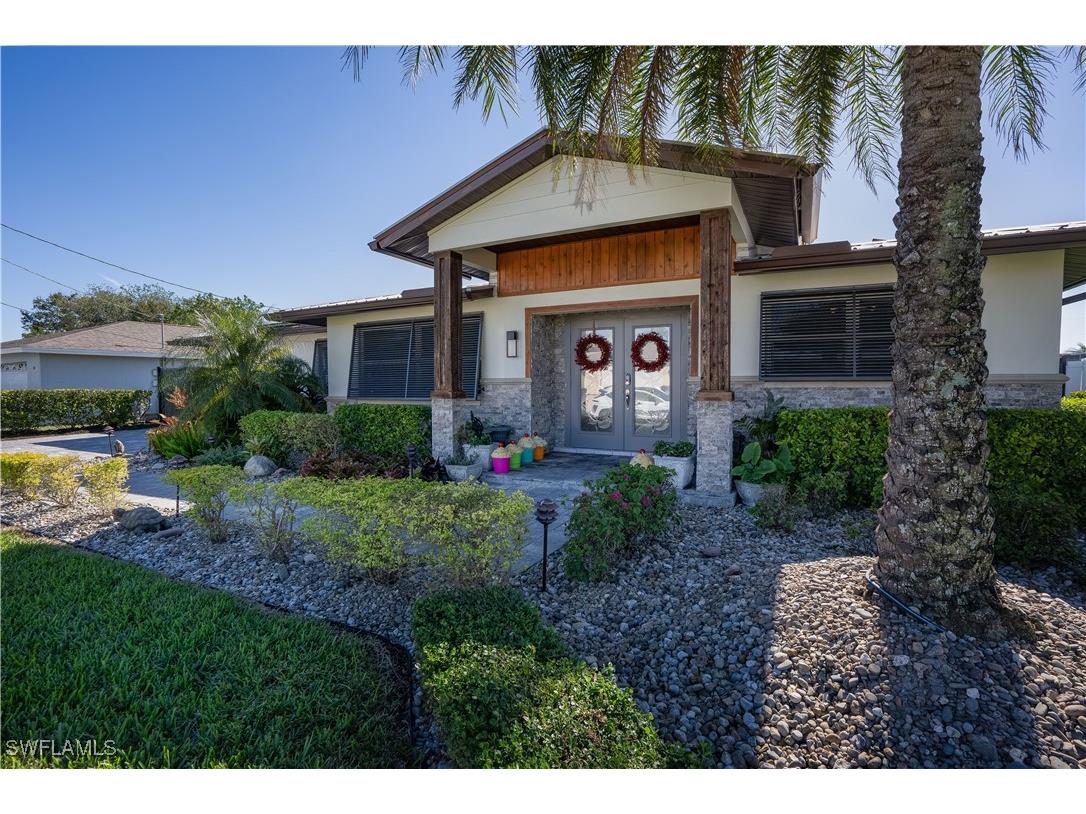 1204 SE 14th Street Cape Coral FL 33990 224098432 image1