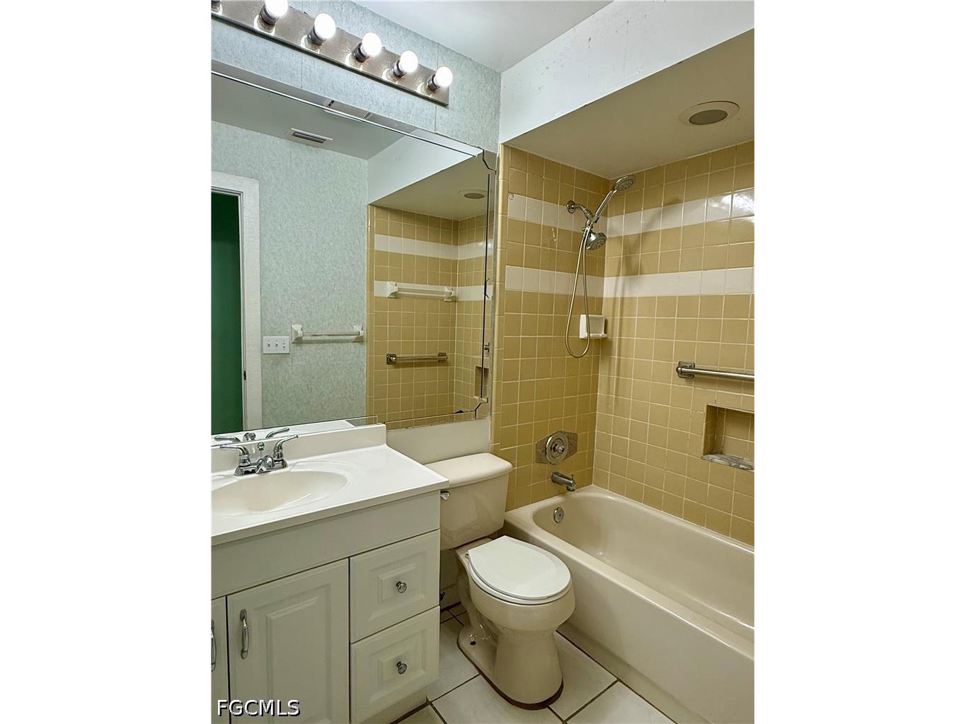 1204 SE 15th Street Cape Coral FL 33990 2026025298 image19