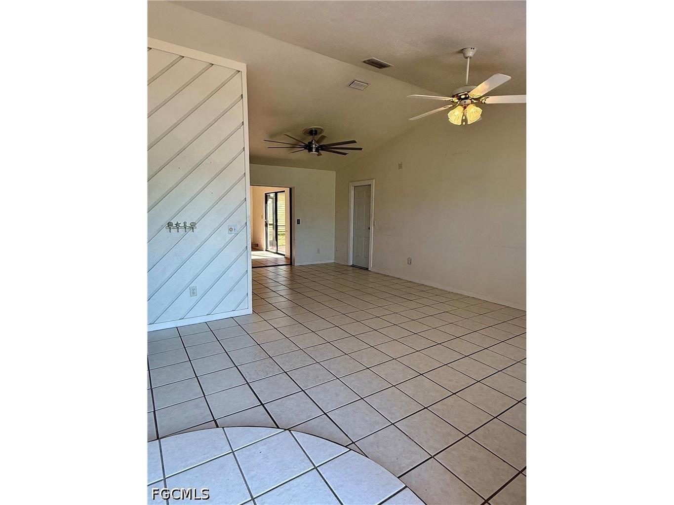 1204 SE 15th Street Cape Coral FL 33990 2026025298 image4