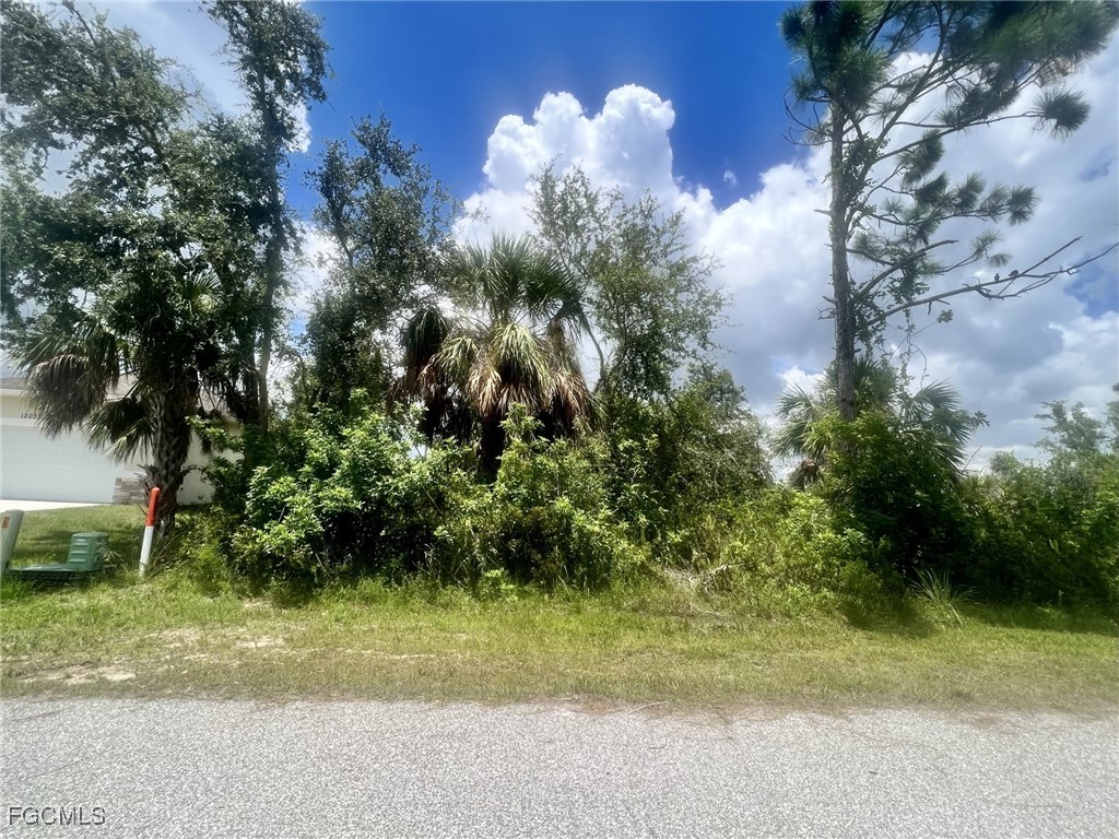 12040 Edwards Road Port Charlotte FL 33981 2025004225 image1