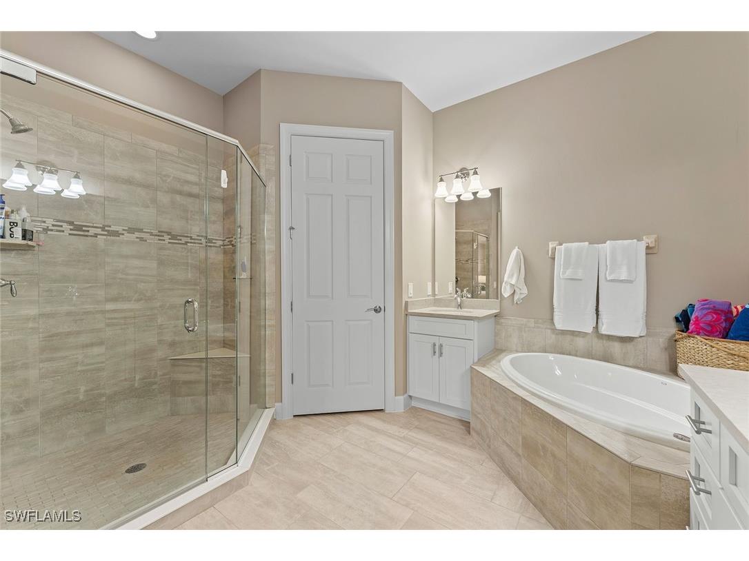 12041 Covent Garden Court #2202 Naples FL 34120 225058666 image21