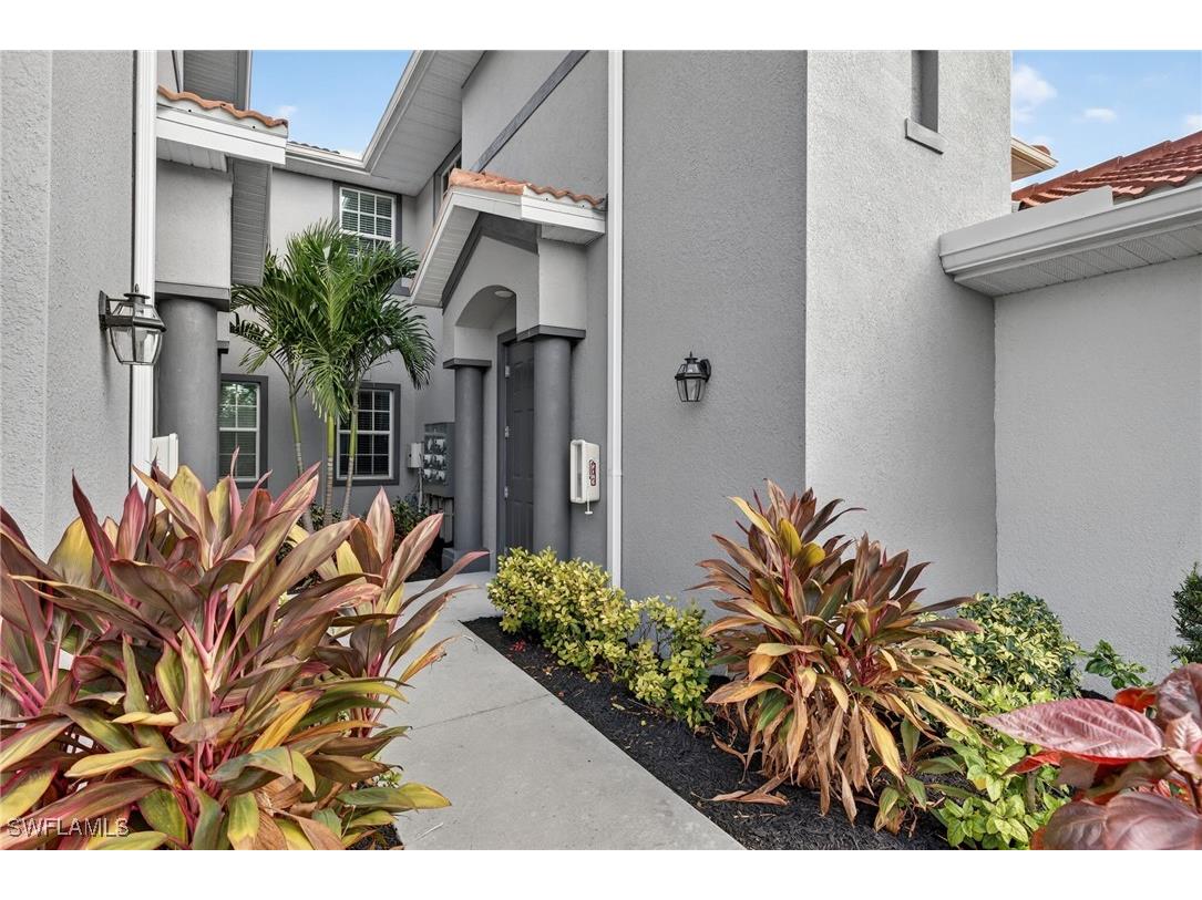 12041 Santaluz Drive #202 Fort Myers FL 33913 225080753 image1