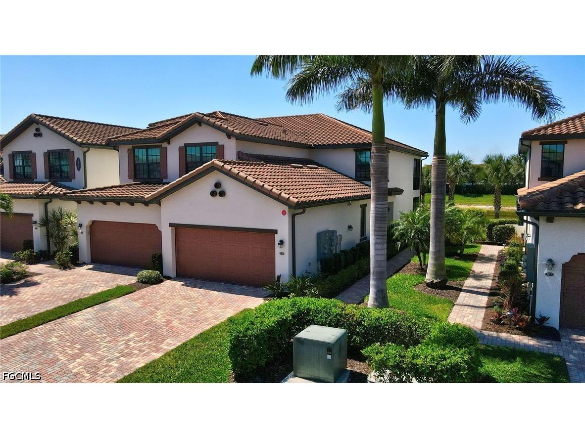 12043 Hawthorn Lake Drive #102 Fort Myers FL 33913 2026013665 image1