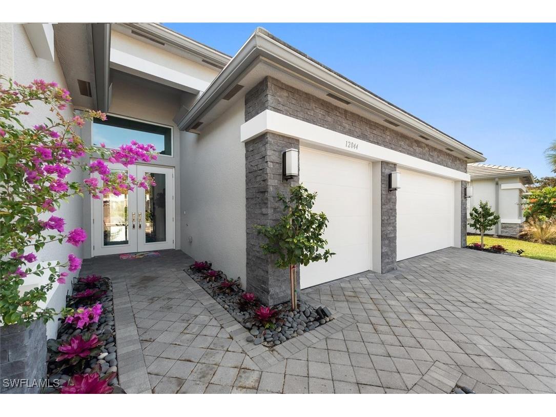 12044 Oleander Avenue Naples FL 34120 225081522 image4