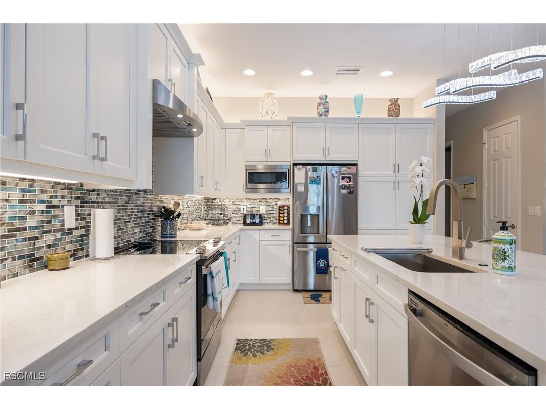 12046 Lakewood Preserve Place Fort Myers FL 33913 2025021026 image10