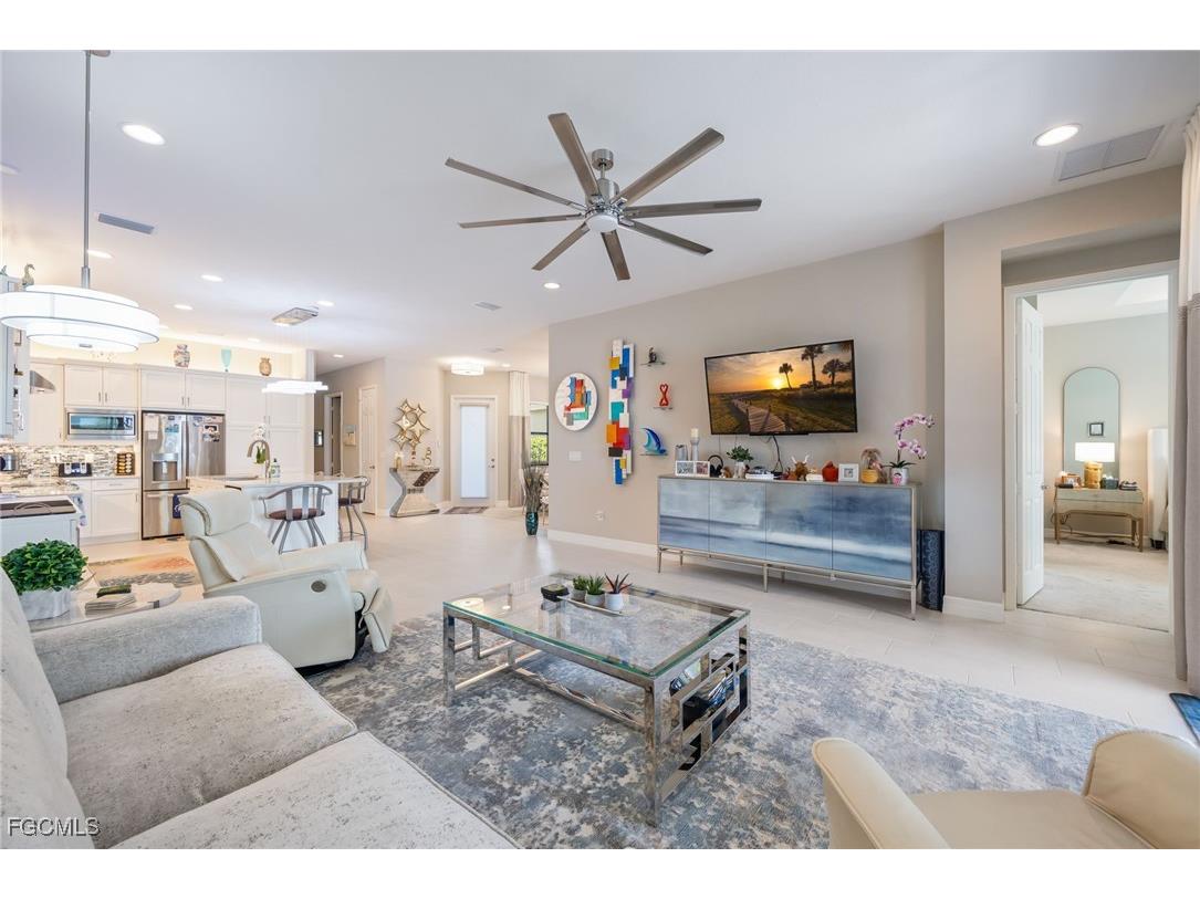 12046 Lakewood Preserve Place Fort Myers FL 33913 2025021026 image14