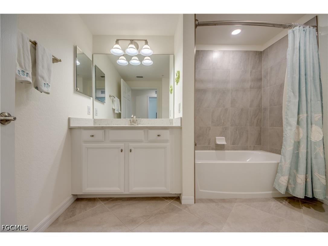 12048 Hawthorn Lake Drive #101 Fort Myers FL 33913 2026014381 image21