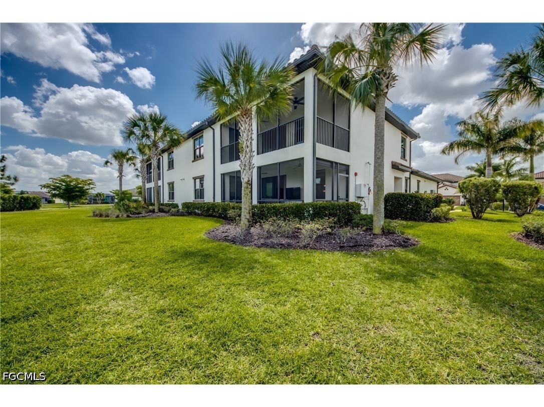 12048 Hawthorn Lake Drive #101 Fort Myers FL 33913 2026014381 image29