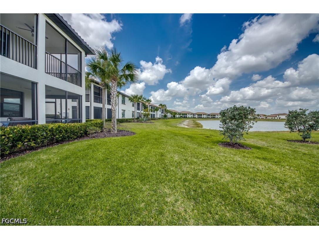 12048 Hawthorn Lake Drive #101 Fort Myers FL 33913 2026014381 image31