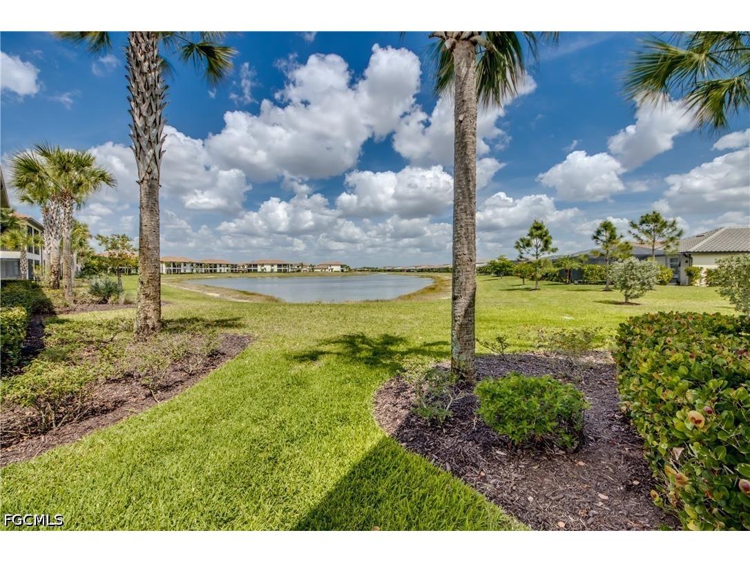 12048 Hawthorn Lake Drive #101 Fort Myers FL 33913 2026014381 image32